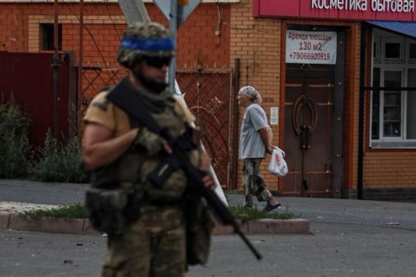 Tentara Rusia Menyelinap Lewat Pipa Gas untuk Kepung Pasukan Ukraina di Kursk