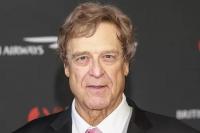 Syuting Film Baru Bersama Tom Cruise di Inggris, John Goodman Alami Cedera Pinggul