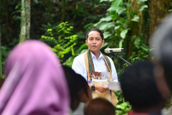 Kementerian Kehutan Segel 29 Bangunan Ilegal di Hulu DAS Bekasi