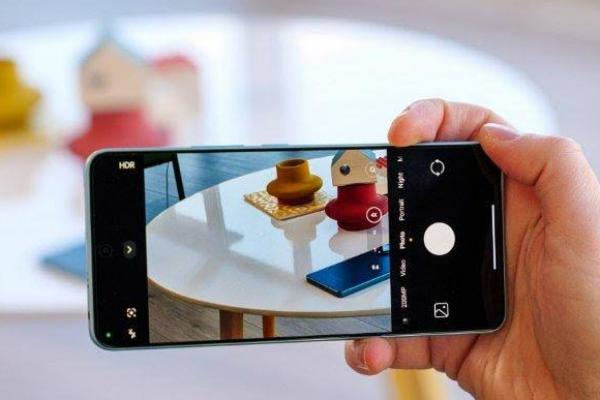 5 Rekomendasi HP Kamera Terbaik 2 Jutaan, Mana Pilihanmu?