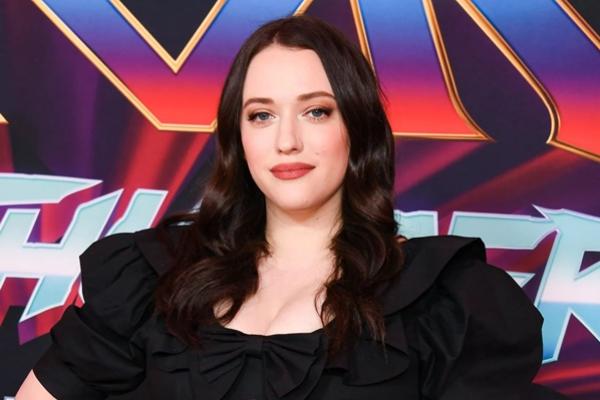 Sejak berusia 9 Tahun Kat Dennings Sadar Nama Aslinya tak Bagus Ditampilkan dalam Poster Film