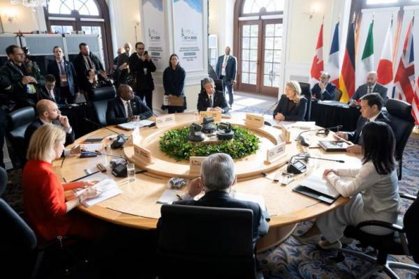 Atasi Perbedaan, G7 Dukung Ukraina dan Peringatkan Rusia soal Sanksi