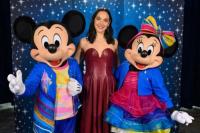Rumor Ketegangan, Gal Gadot Promosikan Snow White di Disneyland Tanpa Rachel Zegler