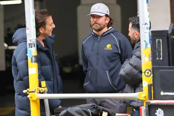 Warga Lokal Queens Kesal dengan Proyek Syuting Bradley Cooper