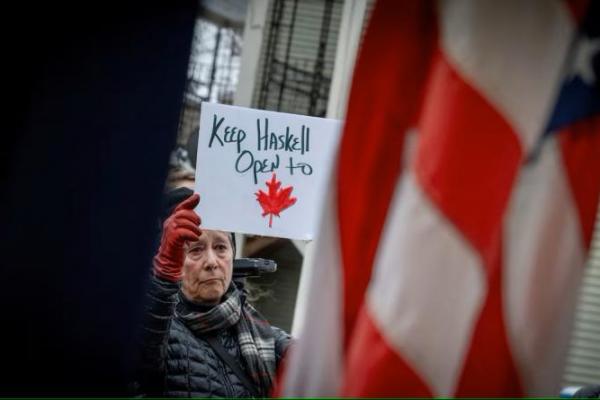 Pemerintah AS Memblokir Akses Kanada ke Perpustakaan di Perbatasan