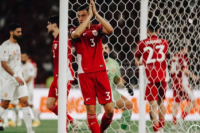 Sosok kapten Timnas Indonesia, Jay Idzes saat pertandingan melawan Bahrain di Stadion Utama Gelora Bung Karno (SUGBK) (Foto: Ist) 