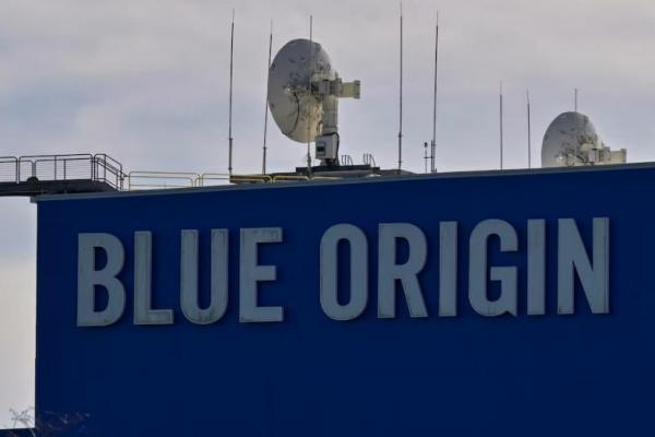 Firefly Aerospace Pilih Blue Origin untuk Jelajahi Formasi Vulkanik di Bulan