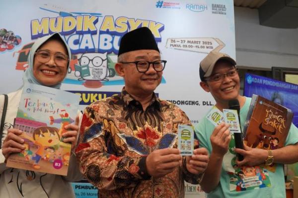 Kemendikdasmen Bagikan 20 Ribu Buku Bacaan untuk Pemudik