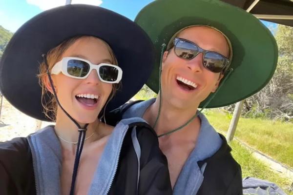 Batal Menikah dengan Jonathan Davino, Sydney Sweeney Kepergok Nongkrong Bareng Glen Powell