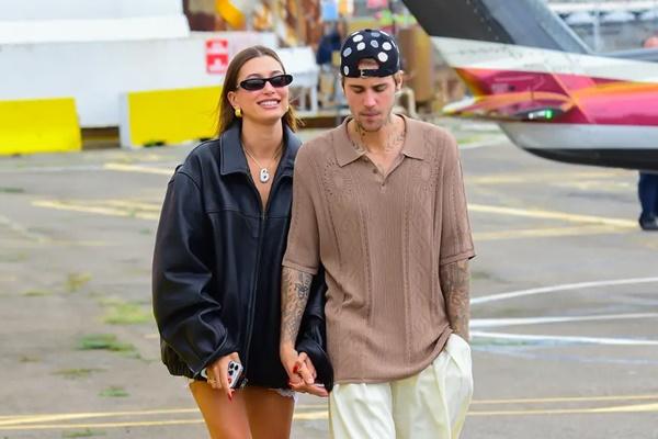 Live Streaming Justin Bieber Mengkhawatirkan, Hailey Bieber Unfollow Suaminya di Instagram