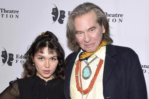 Val Kilmer Tampil di Publik Terakhir Kali Bersama Putrinya Mercedes 5 Tahun Lalu