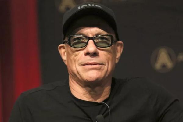 Jean-Claude Van Damme Dituduh Lakukan Hubungan Seksual dengan Perempuan yang Diperdagangkan