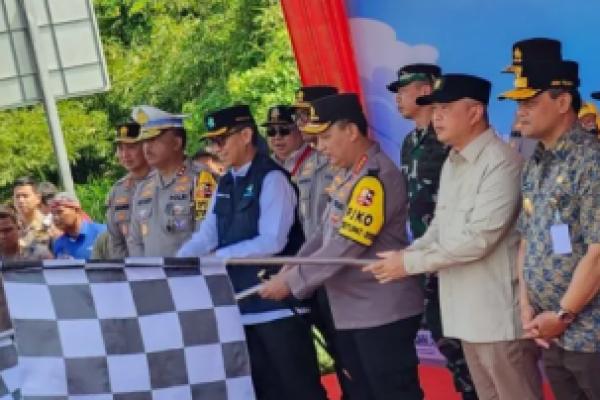 Arus Kendaraan Lebihi Rata-rata, Sistem One Way Resmi Diberlakukan  