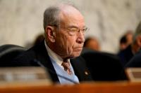 Lebih Banyak Senator Republik Suarakan Dukungan Pengawasan Tarif Trump