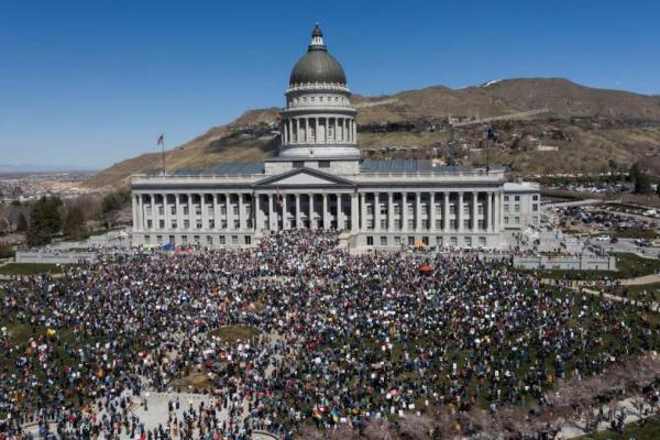 Demonstran anti-Trump Padati Washington dan Kota-kota AS Lainnya