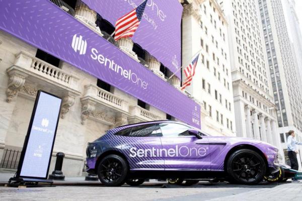 Pekerjakan Penentangnya, Trump Musuhi Perusahaan Keamanan Siber AS SentinelOne