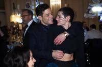 Rami Malek dan Bintang `The Crown` Emma Corrin Putus Setelah Dua Tahun Pacaran