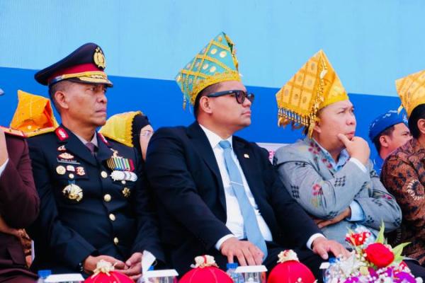 Hadiri HUT Sulteng, Waka MPR Apresiasi Tekad Gubernur Anwar