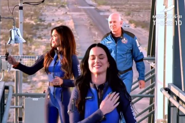 Ini Nasihat Jeff Bezos untuk Katy Perry dkk saat Bersiap Terbang ke Luar Angkasa