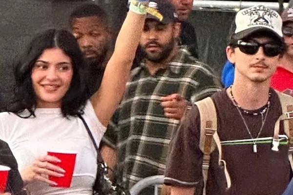 Nonton Charli xcx di Coachella 2025, Kylie Jenner dan Timothee Chalamet Tamppil Mesra