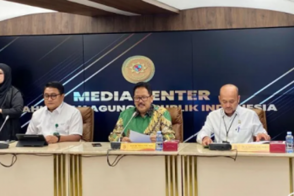 Meski Prihatin, MA Hormati Proses Hukum Kasus Suap PN Jakarta Pusat