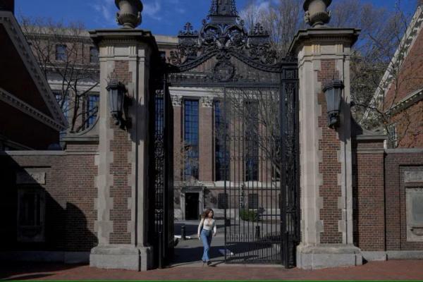 Pemerintah Trump Menuduh Universitas Harvard di Bawah Pengaruh China