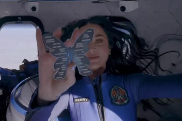 Katy Perry Tersinggung dengan Komentar Sinis Wendy`s tentang Penerbangan Luar Angkasanya