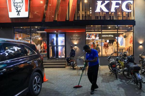 Protes Perang Gaza, Lebih 170 Orang Ditangkap di Pakistan karea Serang KFC