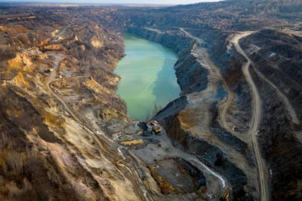 Kesepakatan Mineral Pekan Depan Bakal Beri AS Akses Istimewa di Ukraina