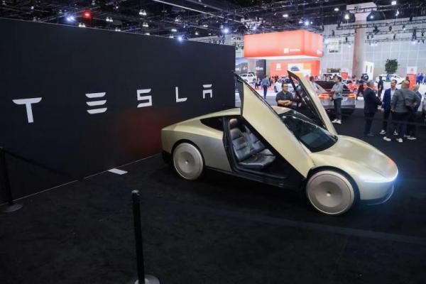 Tarif Trump untuk Suku Cadang dari China Mengganggu Rencana Produksi Tesla