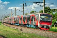 Rangkaian Kereta Rel Listrik (KRL) hasil produksi PT INKA. Foto: kai/katakini