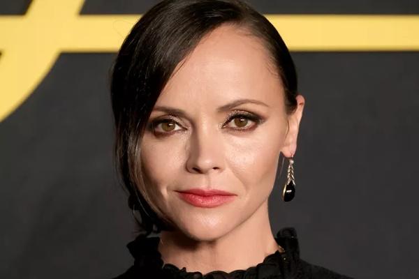 Christina Ricci Belajar Mencintai Diri Sendiri, `Tidak Penting Apakah Saya Cantik atau Tidak`