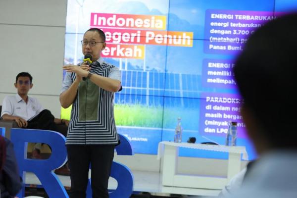 Dialog di UGM, Edyy Soeparno Bahas Energi Terbarukan hingga Tugas MPR