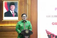 Viva Yoga Raih Penghargaan PWI Jawa Timur sebagai Tokoh Penyelaras Demografi Nasional