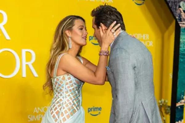 Pakar Bahasa Tubuh Ungkap Blake Lively yang Posesif Punya Efek Hipnotis terhadap Ryan Reynolds