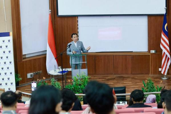Ibas Beri Kuliah Umum di Universiti Malaya, Bahas Geopolitik-Geokonomi