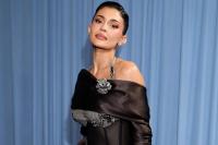 Pengakuan Mengejutkan, Kylie Jenner Ungkap Detail Pasti Tentang Operasi Plastik Payudaranya