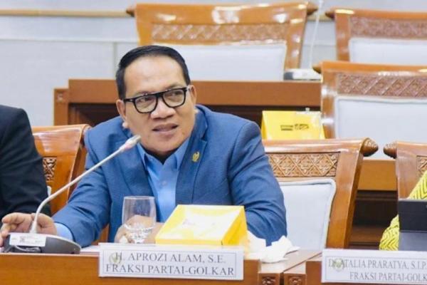 Haji Ilegal, Anggota Komisi VIII Desak Tindak Tegas Travel Nakal