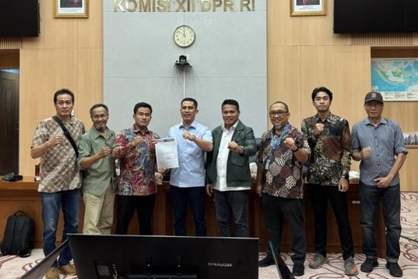 Koalisi Masyarakat Peduli Tambang Sumbawa Barat Berkeluhkesah kepada Komisi XII