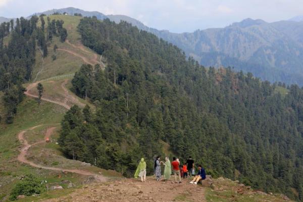 Terancam Perang, Pariwisata Kashmir Tawarkan Diskon hingga 70 Persen