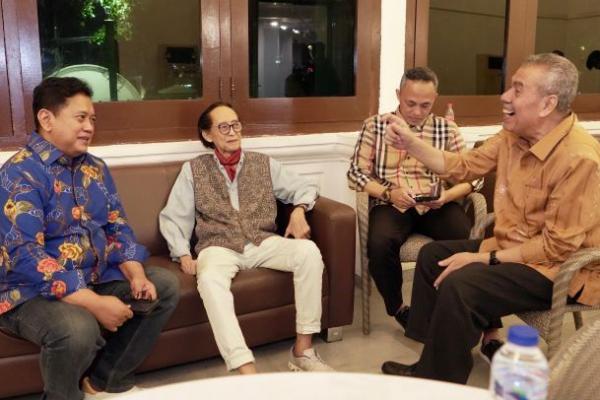 Pentas Barongs Band, Wamen Viva Yoga: Mas Eros Djarot itu Legend