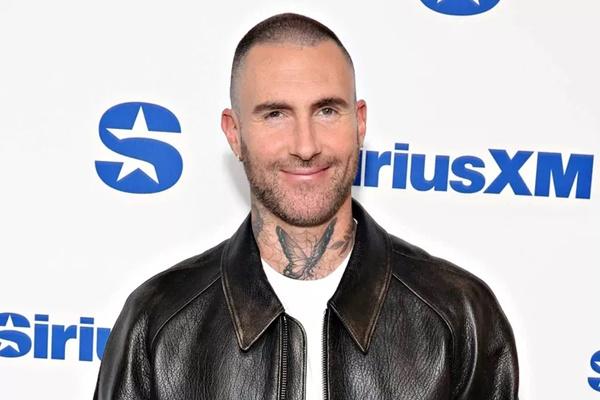 Adam Levine Ciptakan Lagu `Priceless` Terinspirasi dari Istrinya Behati Prinsloo