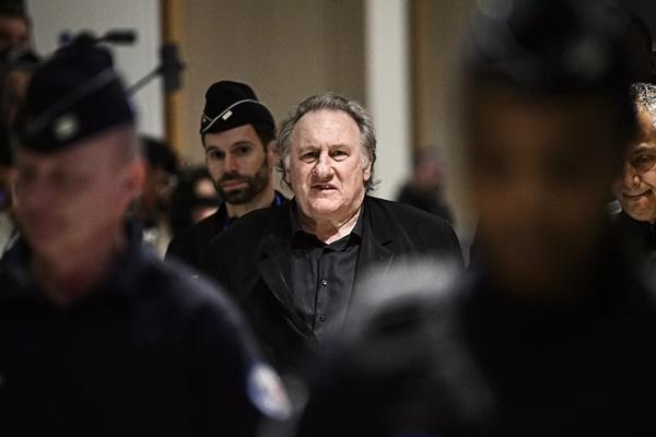 Aktor Prancis Gerard Depardieu Dinyatakan Bersalah Atas Tuduhan Pelecehan Seksual
