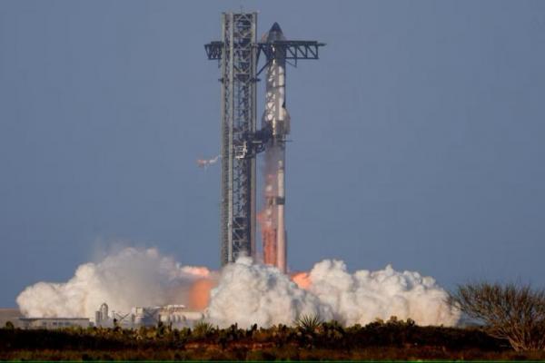 SpaceX Dapat Persetujuan Luncurkan 25 Starship dari Texas dalam Setahun