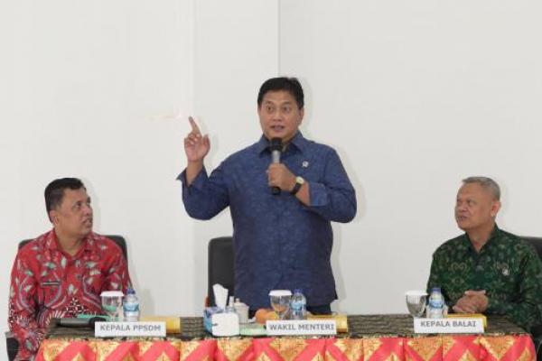 HMI Denpasar Gelar Training Raya, Ini Pesan Wamen Viva Yoga