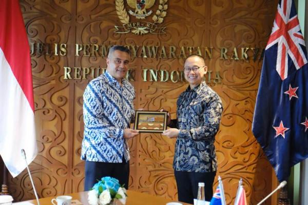 Waka MPR Terima Dubes Selandia Baru, Perkuat Kolaborasi Pengembangan Geothermal