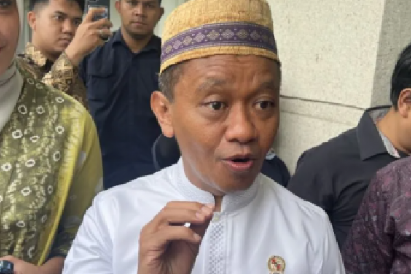 Bahlil Sebut Tak Ada Alasan Pertamina Tak Impor Minyak AS