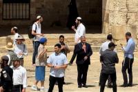 Jelang Unjuk Rasa Yerusalem, Menteri Sayap Kanan Israel Kunjungi Al-Aqsa
