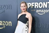 Sebelum Jadi Artis Hollywood, Elizabeth Banks Pernah Bekerja Jadi Pembersih Toilet