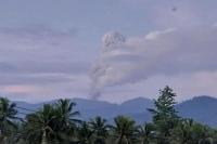 Erupsi Gunung Dukono (Foto: ANTARA)